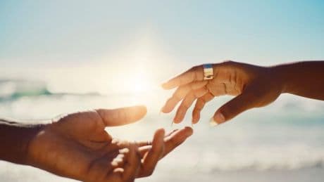 3 Reasons ‘Almost Relationships’ Can Hurt More Than Breakups, By A Psychologist