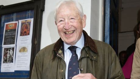 Veteran broadcaster Sandy Gall dies aged 97