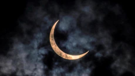 Un minuto y 32 segundos: Catalunya ya se prepara para el eclipse total