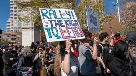 Studenti internazionali negli Usa: revocati visti e status legali, causa contro l’amministrazione Trump