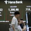 World shares advance after China cuts interest rates to boost economy