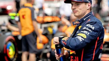 Verstappen komt jaar na De Noodklok weer met pijnlijke mededeling in Barcelona: ’Gat alleen maar groter’
