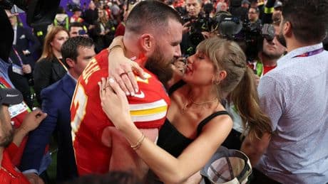 Andy Reid And Patrick Mahomes React To Taylor Swift Appearing On Travis Kelce’s Podcast
