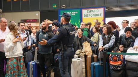 Una incidencia técnica en un Ave Madrid-Sevilla genera demoras en varios trenes de alta velocidad