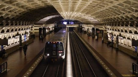 WMATA working on system to allow riders to tap their credit cards directly for rides