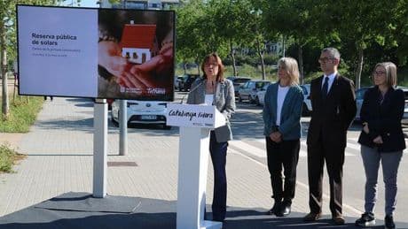Más de la mitad de las viviendas previstas en los solares ofrecidos a la Generalitat están en el área metropolitana de Barcelona