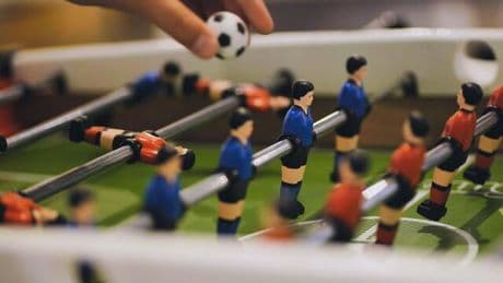 Karrierewechsel: Sicherer Konzernjob – oder riskanter Neustart im Start-up?