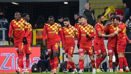 Göztepe'den 4 oyuncuya veda mesajı!