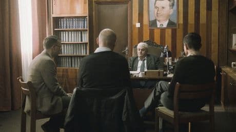 « Ce nouvel an qui n’est jamais arrivé » : dans la Roumanie de Ceaușescu, chronique de la mort annoncée d’un régime ubuesque