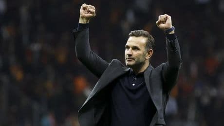 Okan Buruk Galatasaray tarihine geçti: Efsaneler arasında yerini aldı