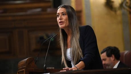 Nogueras: «Si un banco merece una consulta, un país merece un referéndum»