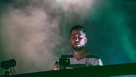DJ Mahmut Orhan, Bursaspor yararına binlerce kişiye konser verdi!