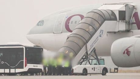 Flughafen Leipzig: Deutschland schiebt 81 Straftäter nach Afghanistan ab