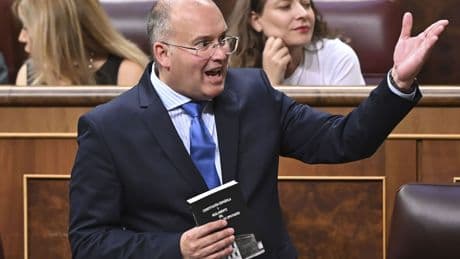 Dura bronca entre Miguel Tellado y Francina Armengol por auxiliar a Sánchez en el caso Cerdán