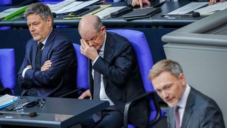 Koalitionsverträge-Vergleich: "Erfolgreich gescheitert" – so bewerten Forscher die Ampel-Regierung