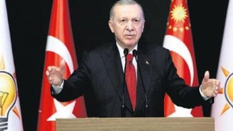 AK Parti’den 10 kişilik anayasa komisyonu