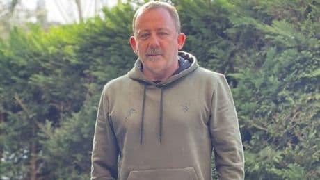 Sergen Yalçın'dan Fenerbahçeli futbolculara eleştiri: 'Futbolu bırak, bu ikisiyle hiç olmaz'