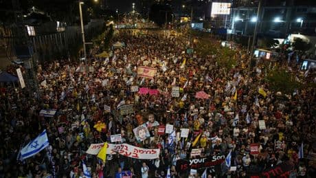 Gaza-Krieg: Demonstranten in Israel fordern Ende des Gaza-Kriegs