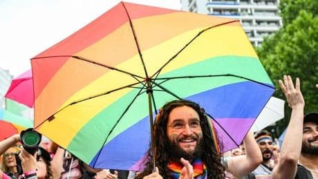 CSD Berlin: Hunderttausende erwartet – Wegner warnt eindringlich