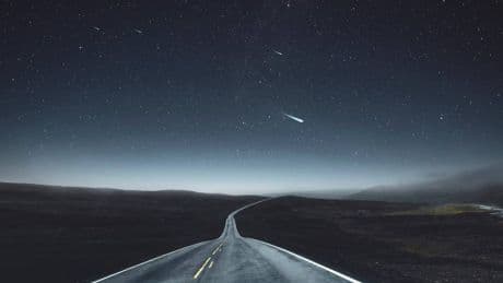La storia della notte di San Lorenzo: perché il 10 agosto cadono le stelle