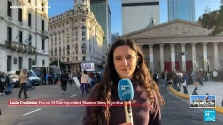 Tens of thousands gather in Buenos Aires to mourn Pope Francis