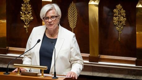 Un texte «solide et équilibré» ou une loi «d’abandon» : première bataille de mots à l’Assemblée sur l’aide à mourir