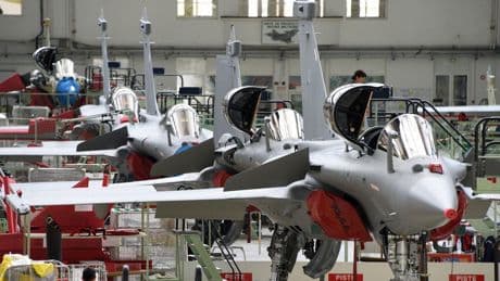 Passer de 1 à 4 Rafale produits par mois, le défi majuscule de Dassault