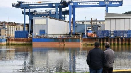 El grupo árabe cubrirá un 30% de la deuda de Balenciaga y garantiza trabajo inmediato