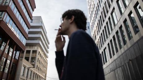 Qui fume encore en France ?