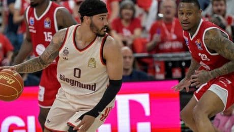 Per Sweep – Titelverteidiger FC Bayern erreicht das Playoff-Halbfinale