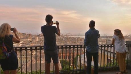 Turismo in Liguria, più presenze a giugno. “Ma qualche ombra sugli arrivi dagli Usa”