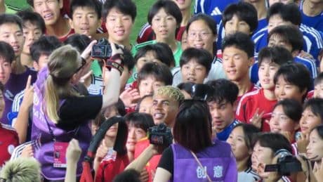Lamine: baño de masas en China a pocos días de ser mayor de edad y elogios hacia Messi
