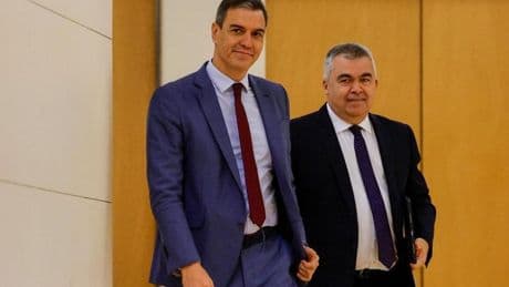 Los orígenes: Cerdán pidió a Sánchez un puesto en Indra como recompensa por su apoyo en tiempos difíciles