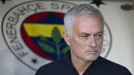 Jose Mourinho'dan Beşiktaş derbisi sonrası hakem eleştirisi! ''VAR kararları, hakem kararları...'' | ''Çok yoruldum''