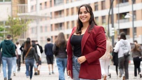 Maitane, la joven vizcaína que brilla en la élite de la oncología sin terminar Medicina: «Era mi gran oportunidad»
