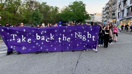 Demo in der Walpurgisnacht: Links-feministische Demo am Vorabend des 1. Mai