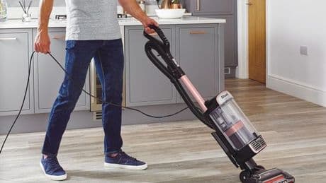Households save £100 on 'tremendous' Shark vacuum dubbed the 'best ever'