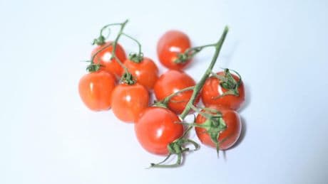 Denuncian un fraude en el etiquetado de tomates cherry comercializados por Carrefour