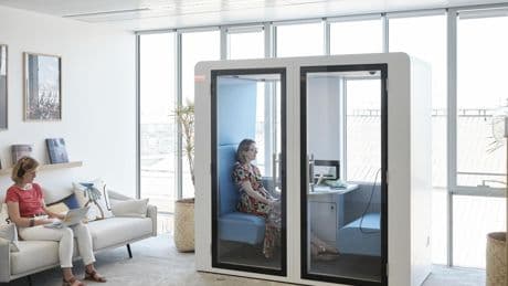 Travail : dans les entreprises, la révolution du flex office, cinq ans après le Covid-19