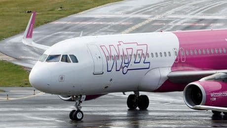 Desvían un vuelo Varsovia-Bilbao por la actitud violenta de un pasajero