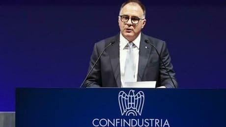 La ricetta di Confindustria: aumentare gli ingressi regolari e formazione diretta all'estero