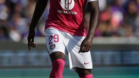 Jaydee Canvot books Crystal Palace medical as Eagles eye busy end to transfer window