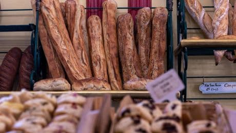 «L’ancrage du pain dans les repas est moins fort» : quand les jeunes se détournent des boulangeries traditionnelles