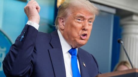 Trump rompe las negociaciones comerciales con Canadá por su impuesto a las tecnológicas