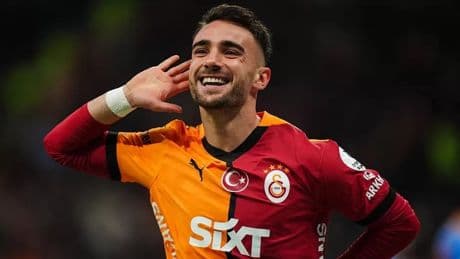 Yunus Akgün hırs küpü