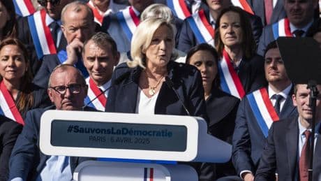 Condamnation de Marine Le Pen : le RN peine à dépasser sa rhétorique antisystème