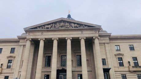 Nurses union bemoans lack of health-care progress in Manitoba, rally planned