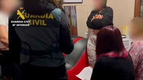 La Guardia Civil arresta a una familia que obligaba a nueve mujeres a prostituirse