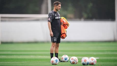 Bittere Nachricht! - Verletzt! Hertha-Spieler bricht Training ab
