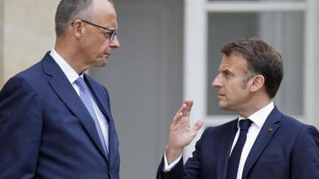 Macron y Merz proclaman un "nuevo arranque" del eje franco-alemán centrado en el rearme